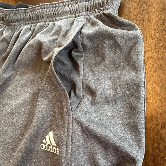 ⭐️ ADIDAS Men's Climalite Athletic Shorts - Picture 4 of 9